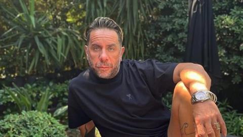 Ο Γιώργος Μαζωνάκης εισήχθη σε δημόσια ψυχιατρική κλινική